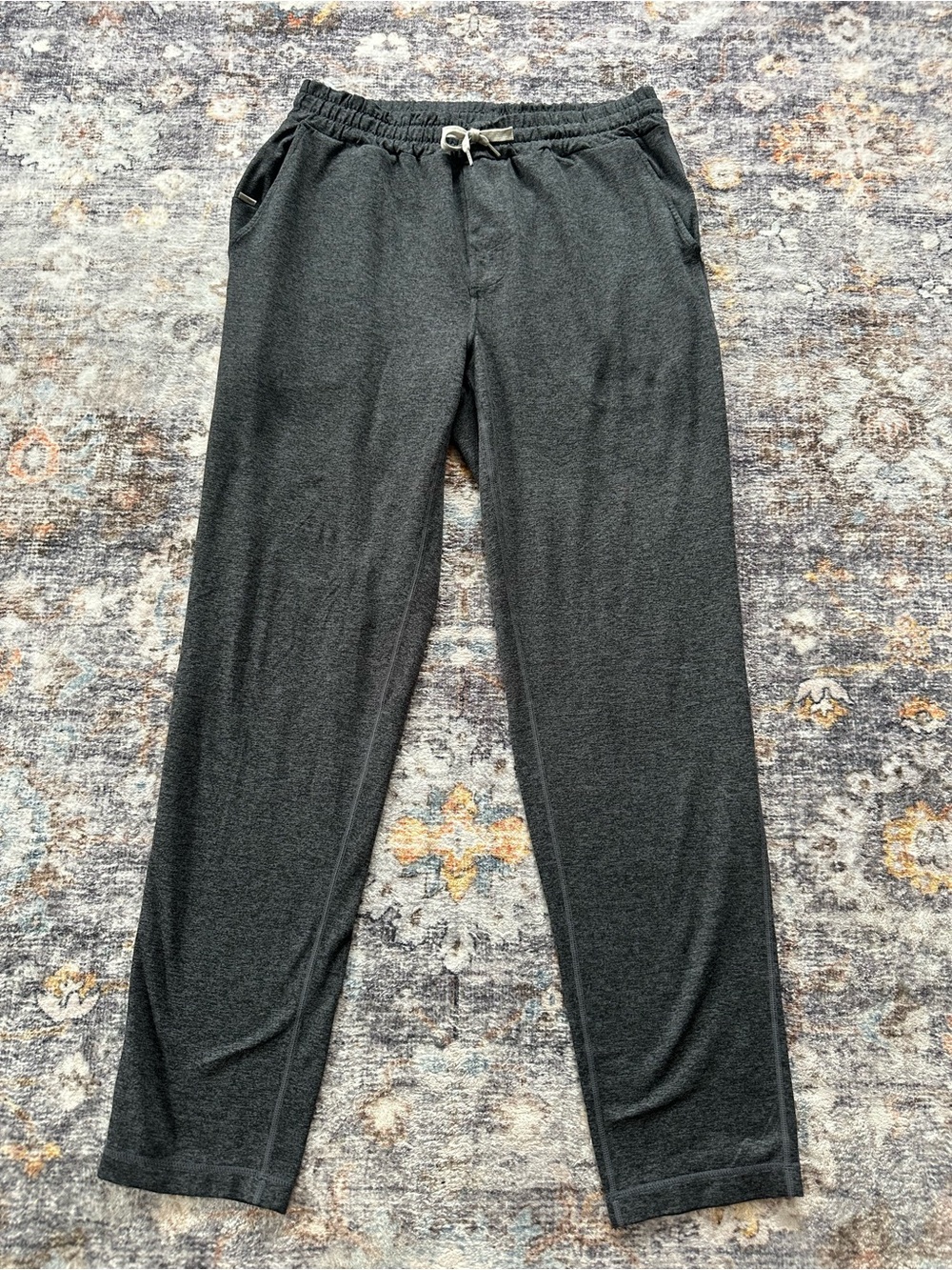 Vuori Ponto Performance Pant 30" in Charcoal Grey - Size L